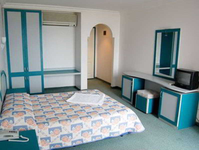 Alder Hotel Ayvalik Exterior photo